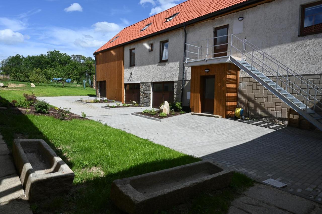 Penzion Mezi Radky Jindřichŭv Hradec Dış mekan fotoğraf